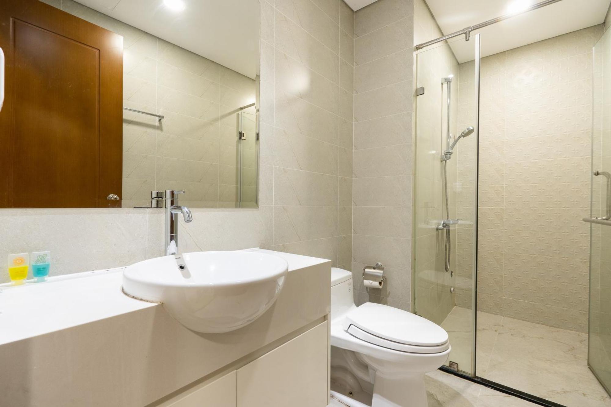 Vinhomes Central Park - Serviced Apartments Rental Ltd ホーチミン市 エクステリア 写真