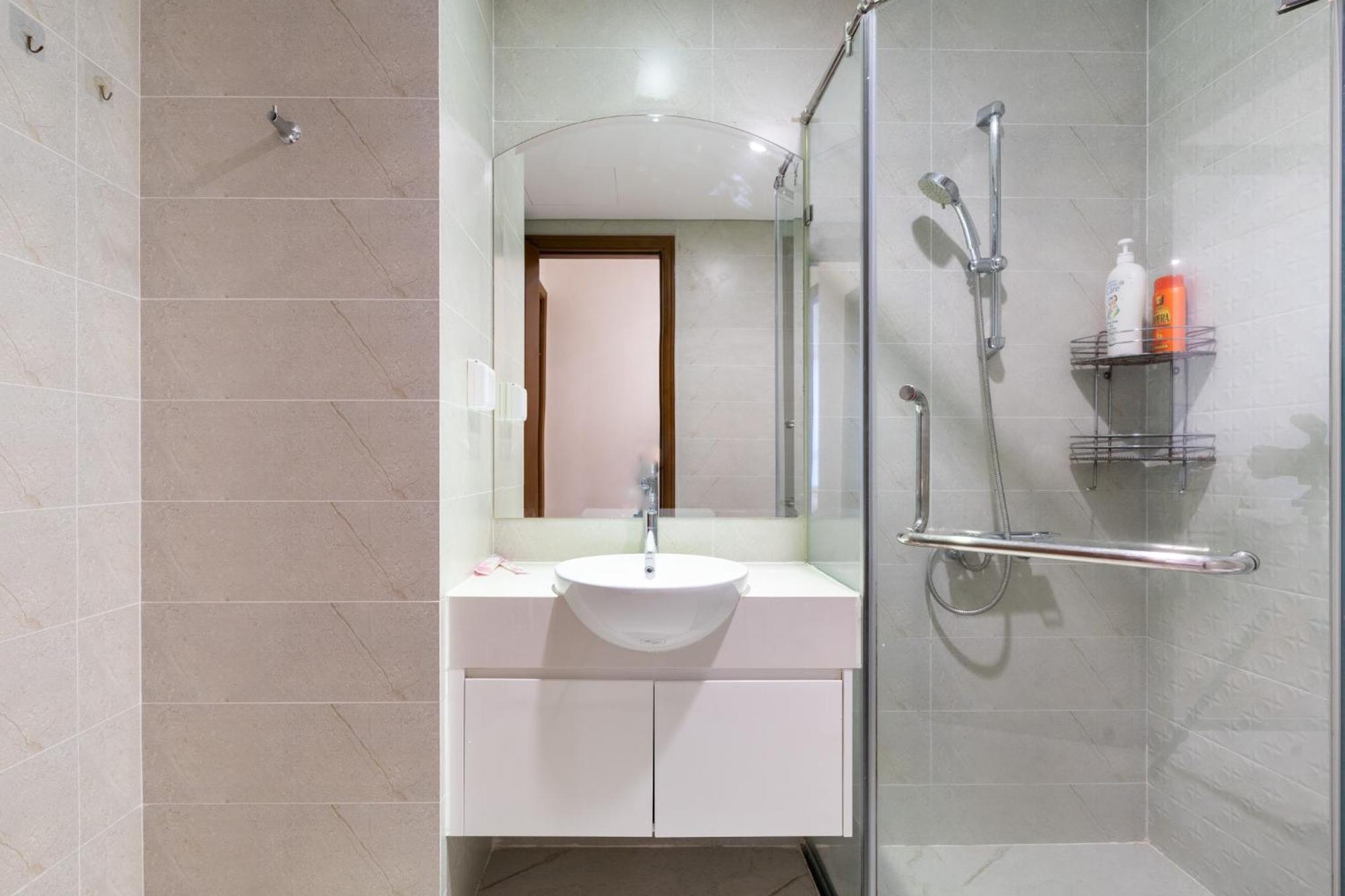 Vinhomes Central Park - Serviced Apartments Rental Ltd ホーチミン市 エクステリア 写真